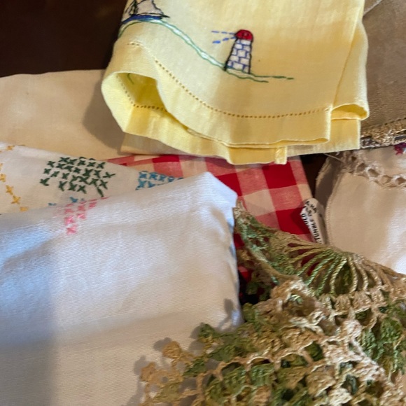 Vintage Linen Variety - Picture 7 of 10
